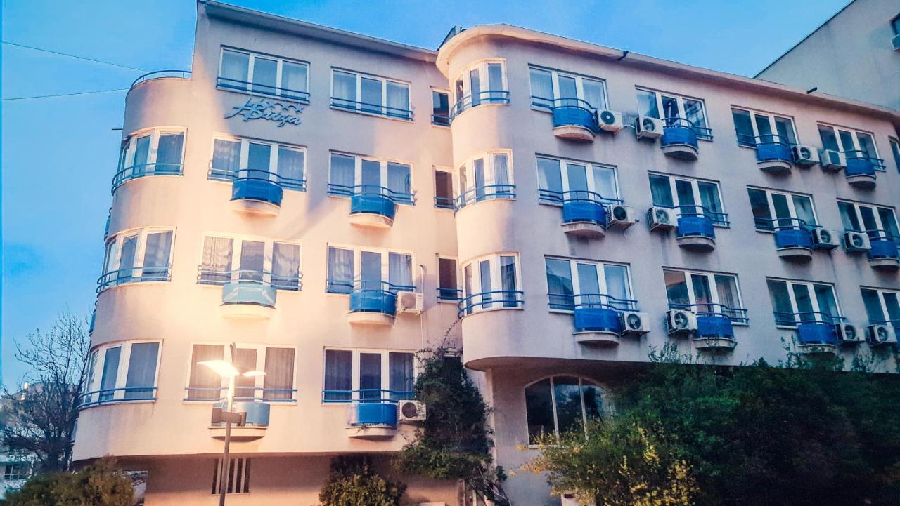 Briza Boutique Hotel Mamaia Ngoại thất bức ảnh