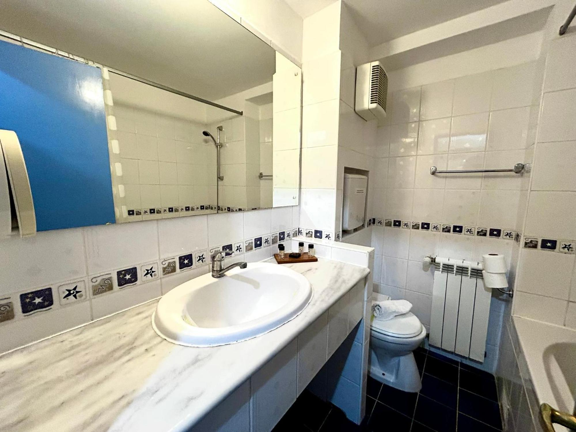 Briza Boutique Hotel Mamaia Ngoại thất bức ảnh