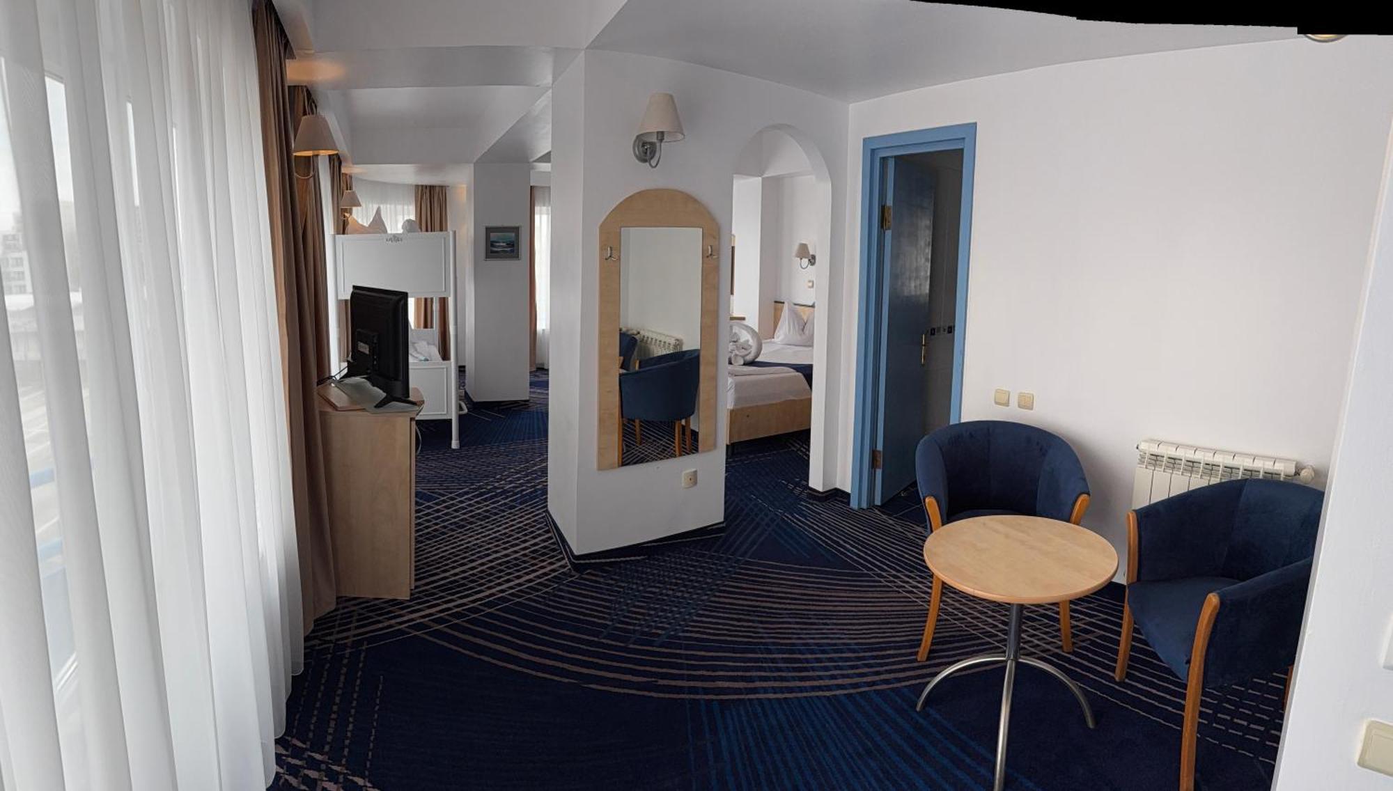 Briza Boutique Hotel Mamaia Ngoại thất bức ảnh